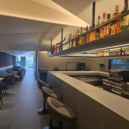 Thirty Three Boutique -adults Only By K San Julián