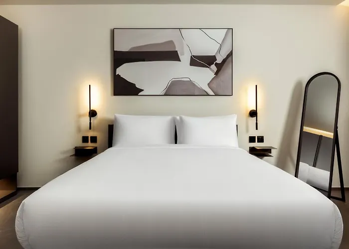 Thirty Three Boutique -adults Only By K