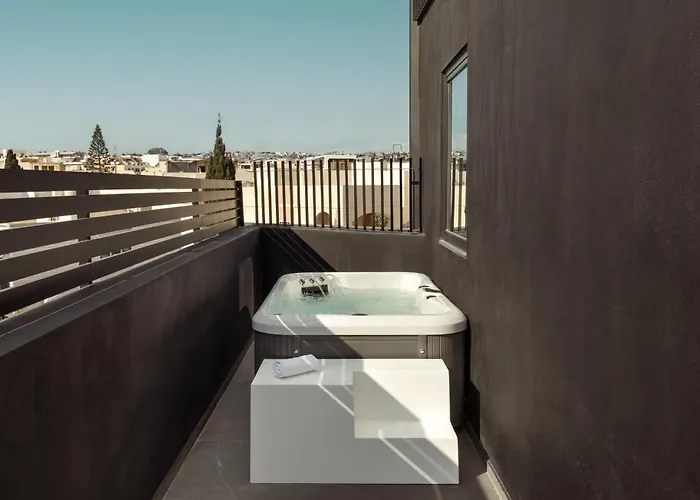 Thirty Three Boutique -adults Only By K Hotel Saint Julian's