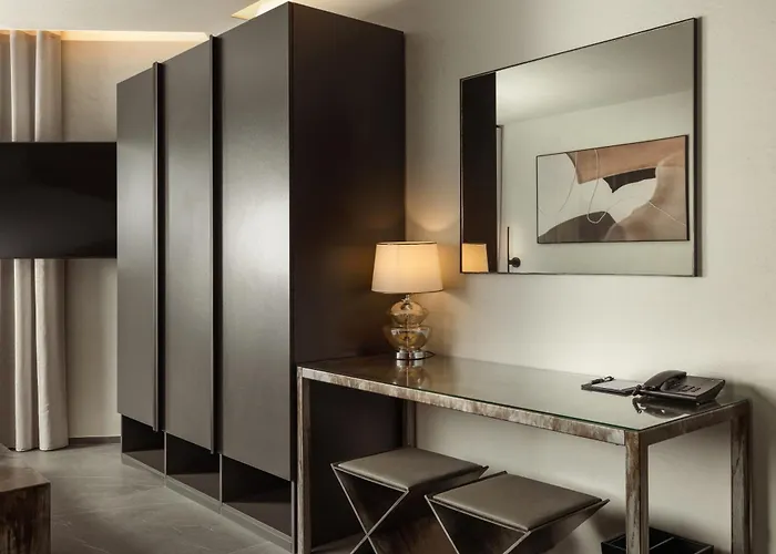 Thirty Three Boutique -adults Only By K 4*